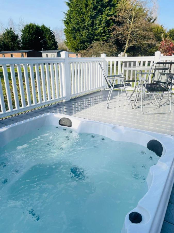 Hébergement de vacances Brians With Hot Tub